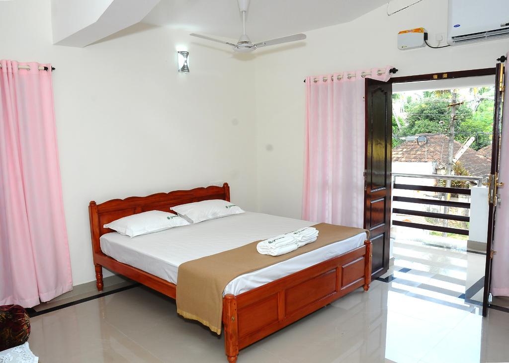 Greenfield Inn Thiruvananthapuram Habitación foto